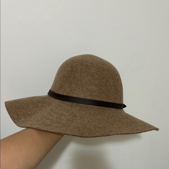 Halogen Tan Floppy Hat with Black Band - Picture 5 of 5